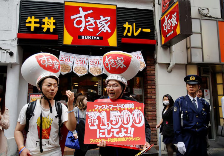 Japan's biggest beef bowl chain Sukiya to shut nearly 2,000 stores after rat and bug contamination