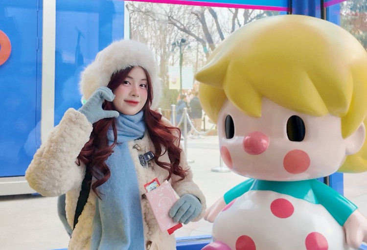 Hanoi woman's passion for limited-edition plush toys