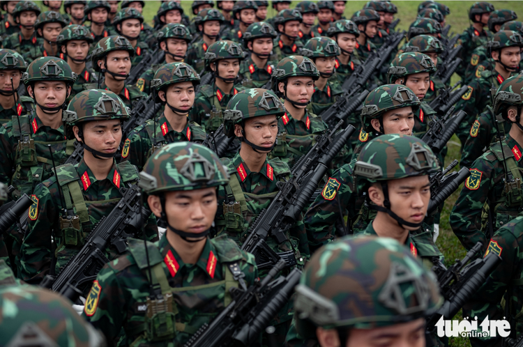 Vietnamese military forces set to travel south for upcoming Reunification Day