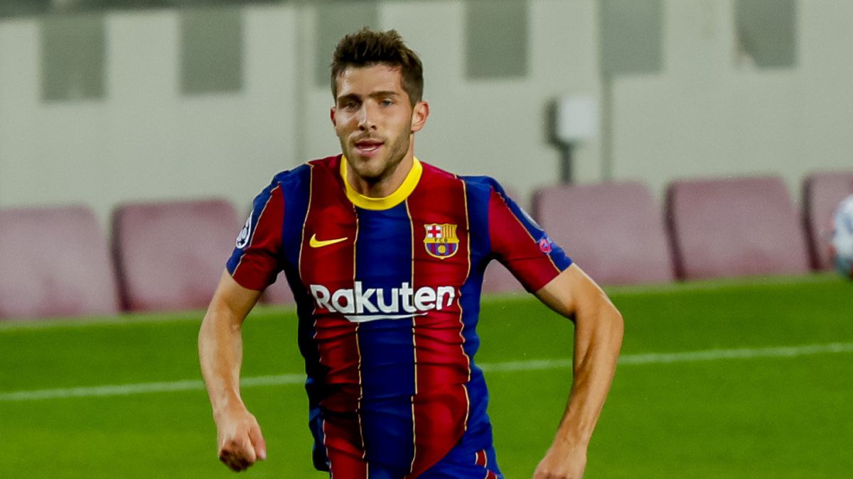 Hậu vệ Sergi Roberto dương tính với COVID-19. Ảnh: AS.