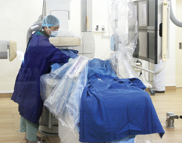 A piece of medical equipment provided to Da Nang Hospital through the sponsorship of the Heart for Heart Foundation for Life. Photo: Tuoi Tre