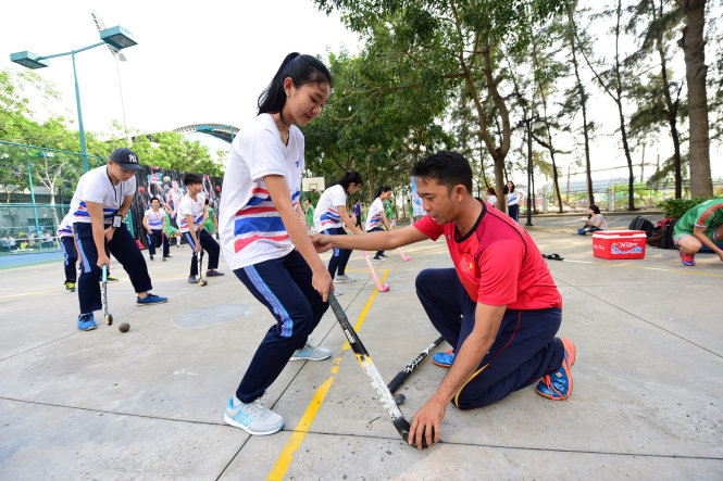 A hockey session at Ton Duc Thang University, District 7, Ho Chi Minh City. Photo: Tuoi Tre