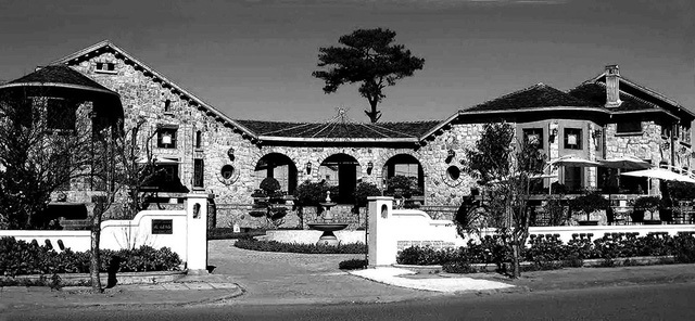 The stone villa at the moment when Bao Dai purchased it and gifted it to Anh.