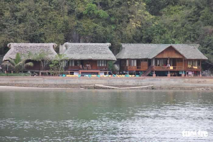 Resort houses are seen at Cat Ba National Park, of Hai Phong City, Vietnam. Video: Tuoi Tre