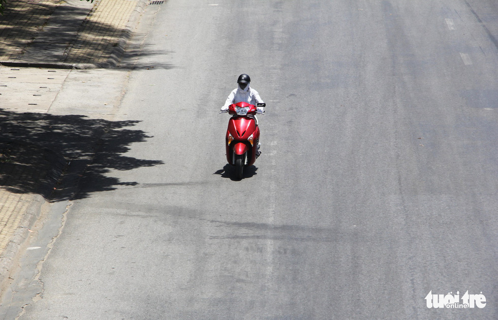 A street in the north-central province of Nghe An is nearly empty on July 1, 2018.