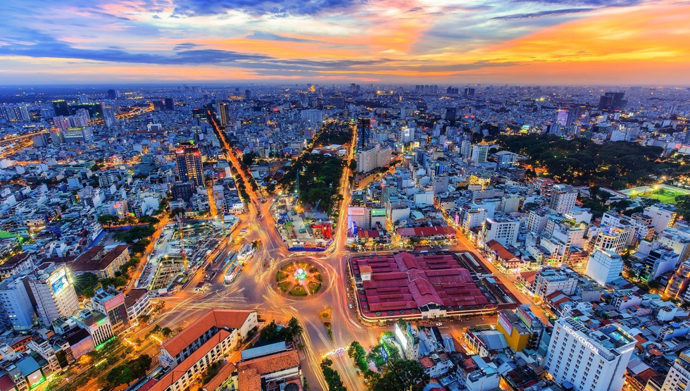 An aerial and panoramic view of the busy area of Ben Thanh Market in District 1. Photo: Nguyen Tan Tuan