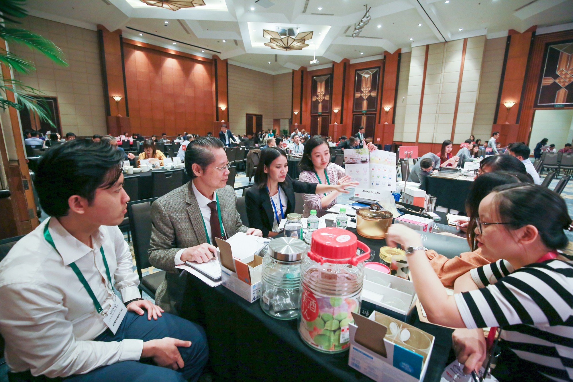 Japanese and Vietnamese firms discuss cooperation opportunities at the event ‘Good Goods Japan’ in Hanoi, Vietnam, December 7, 2018. Photo: Tuoi Tre