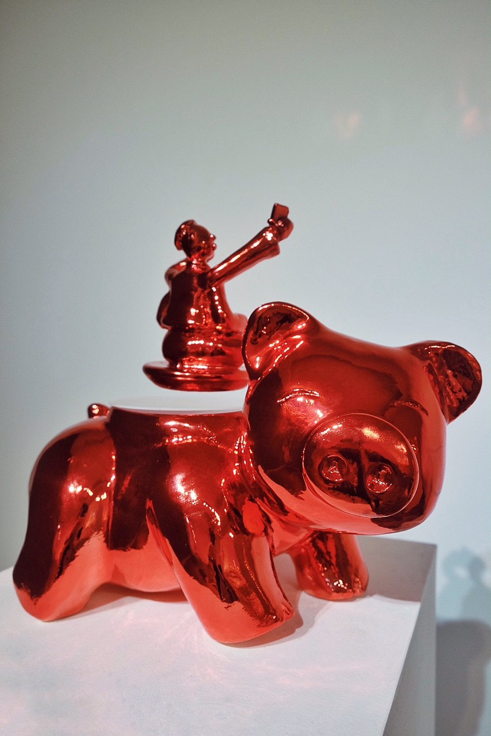 Pham Thai Binh’s pig at an exhibition in Ho Chi Minh City, Vietnam, December 2018. Photo: Tuoi Tre