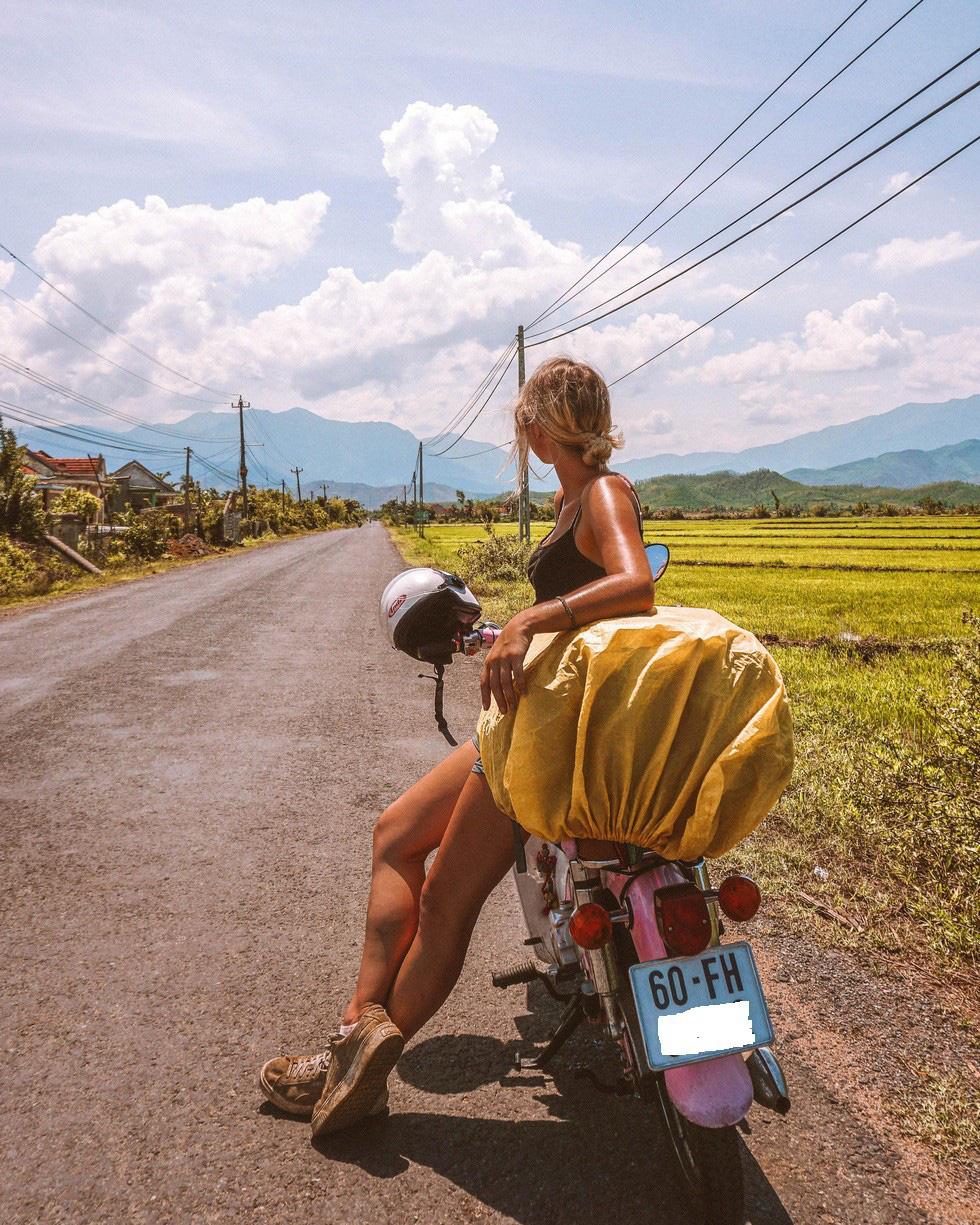 Frances is seen in a photo she remembered being taken somewhere between Nha Trang and Quy Nhon. Photo: @so_theadventurebegins