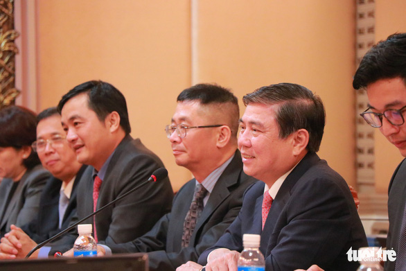 Chairman of the People’s Committee of Ho Chi Minh City Nguyen Thanh Phong speaks at a meeting with a delegation of Japanese officials in Ho Chi Minh City on January 18, 2019. Photo: Duy Linh / Tuoi Tre