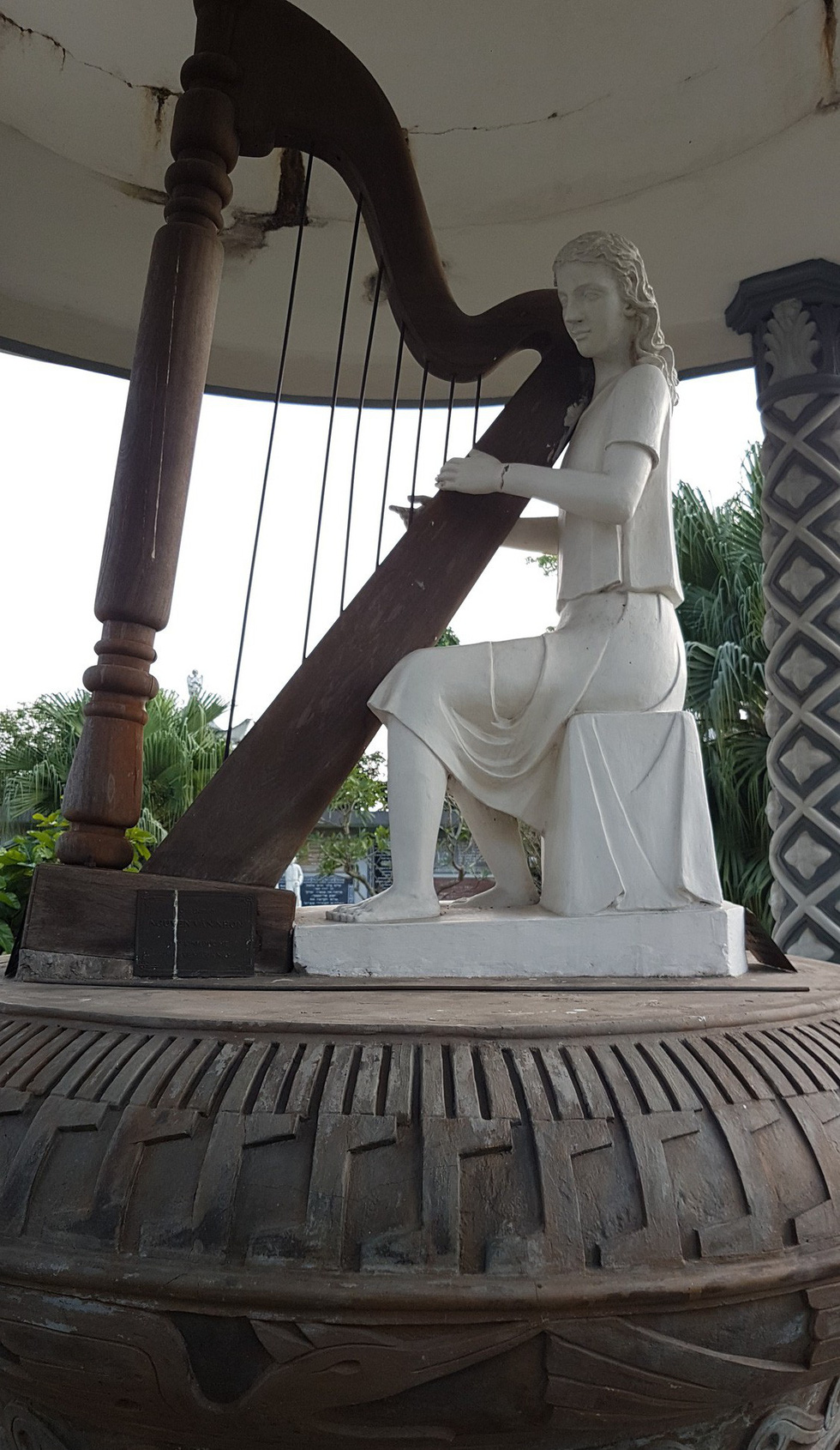 The statue of a woman playing a harp at the Bui Chu Diocese in Nam Dinh Province, northern Vietnam. Photo: Thai Loc / Tuoi Tre