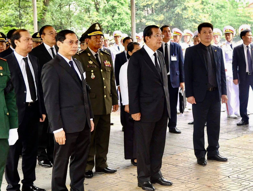 Cambodian Prime Minister Samdech Hun Sen and his delegation at the funeral in Hanoi.