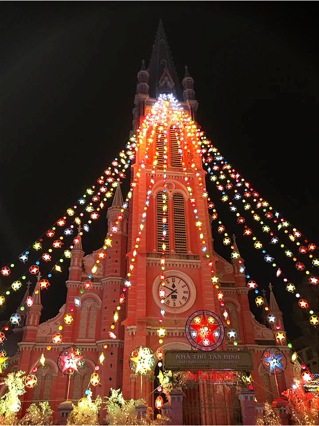 Colorful lights at Tan Dinh Church in District 1. Photo: K.Ngoc / Tuoi Tre