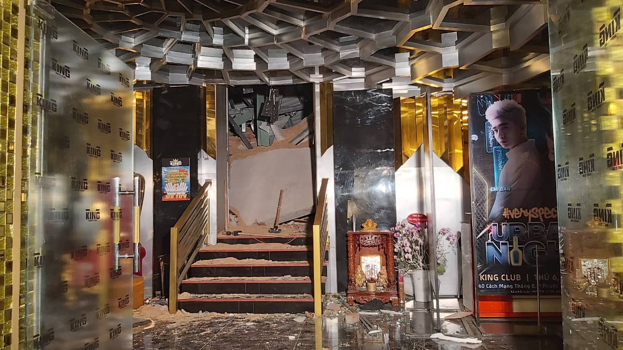 King Knight Club following the accident on December 3, 2019. Photo: Dong Ha / Tuoi Tre
