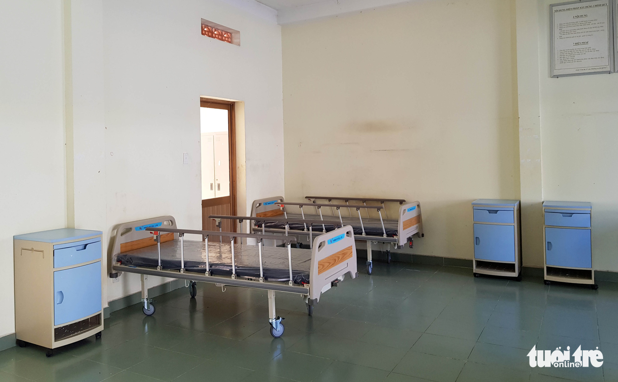 Inside one of the rooms of the makeshift hospital. Photo: Ngoc Hien / Tuoi Tre