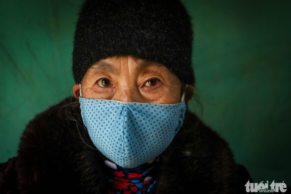 A woman in quarantine for the novel coronavirus at the Military School of Lao Cai Province in northern Vietnam. Photo: Nguyen Khanh / Tuoi Tre