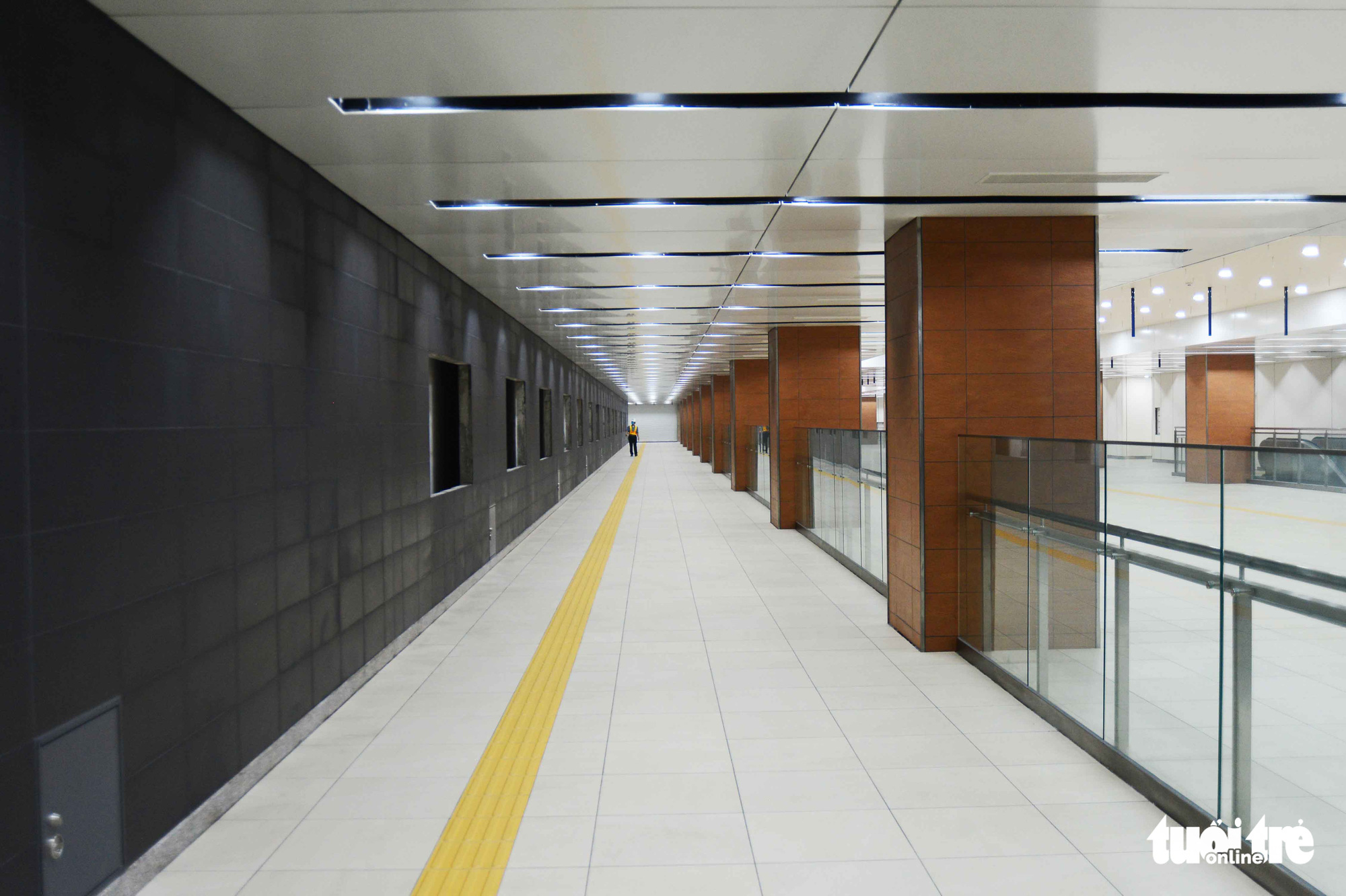 A view inside floor B1 of the Municipal Theater Terminal of Ho Chi Minh City’s metro line No. 1 project in District 1. Photo: Quang Dinh / Tuoi Tre