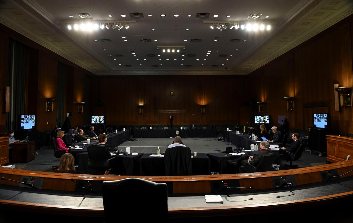 Dr. Anthony Fauci, director of the National Institute of Allergy and Infectious Diseases, answers questions from U.S. senators via video conference during the Senate Committee for Health, Education, Labor, and Pensions hearing on the coronavirus disease (COVID-19) response, in Washington, U.S., May 12, 2020. Photo: Reuters