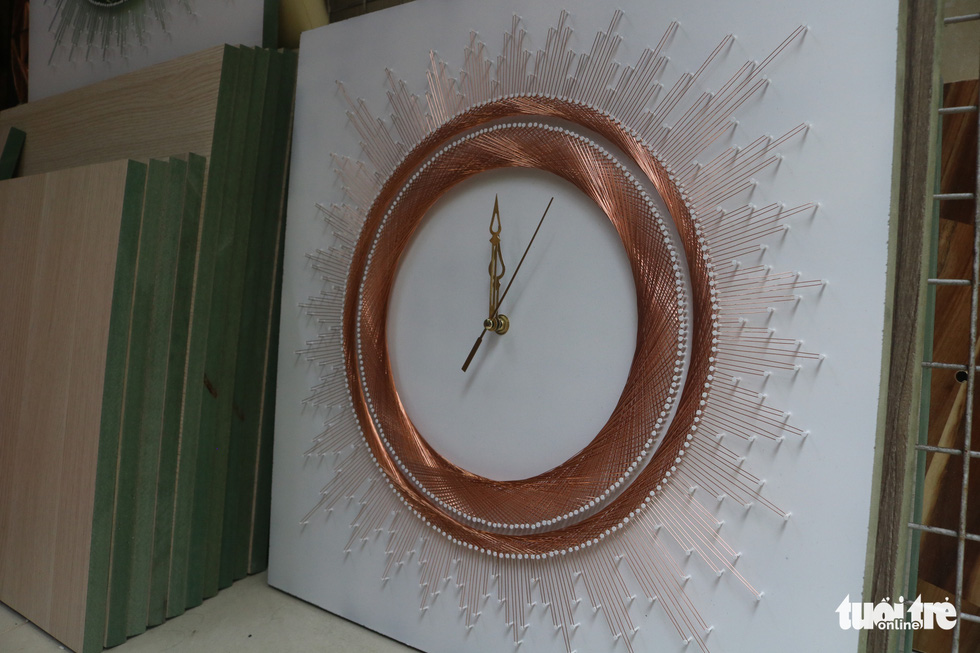 A string art by Phan Ba Thanh. Photo: Thu Hien / Tuoi Tre