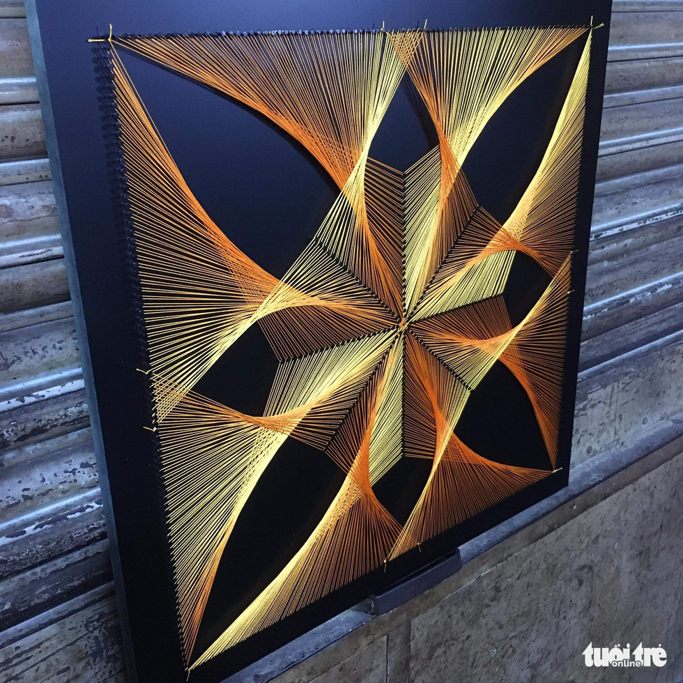 A string art by Phan Ba Thanh. Photo: Thu Hien / Tuoi Tre