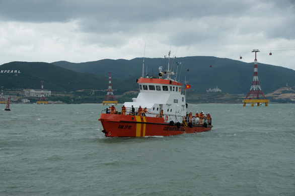 The SAR27-01 craft is seen offshore Khanh Hoa Province, Vietnam, July 2, 2020. Photo: Dinh Cuong / Tuoi Tre