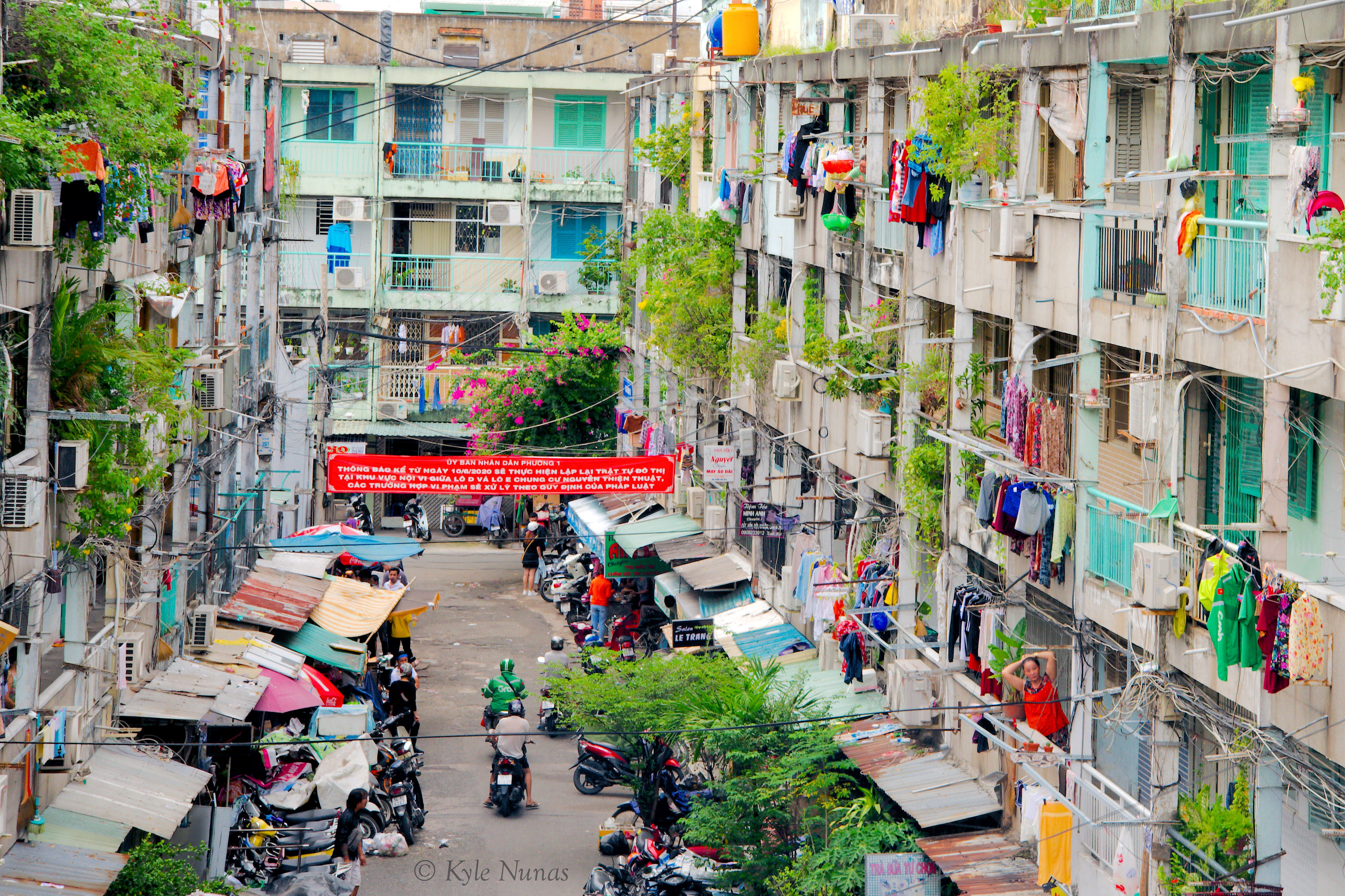 Photo showing the courtyard of a condominium in Ho Chi Minh City by Kyle Nunas.