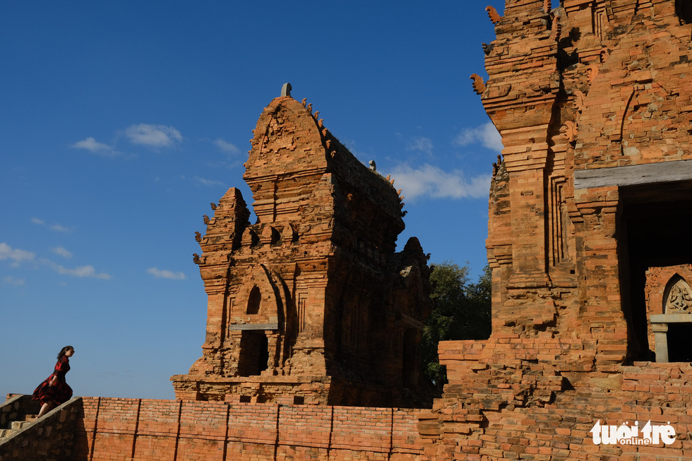 A female tourist walks around the three Cham temples of Po Klong Garai in Ninh Thuan Province, south-central Vietnam. Photo: Tan Luc / Tuoi Tre