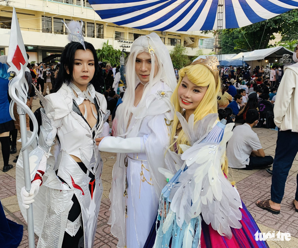People don cosplay costumes at the cosplay contest Super Hero The Champion Season 1 in District 5, Ho Chi Minh City, December 27, 2020. Photo: Phuong Nam / Tuoi Tre