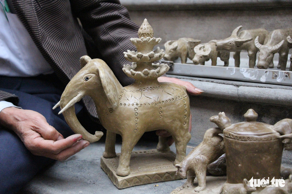 A clay ornament is pictured at Dong Khe Village, Song Khe Commune, Thuan Thanh Ditsrict, Bac Ninh Province, Vietnam. Photo: Ha Quan / Tuoi Tre