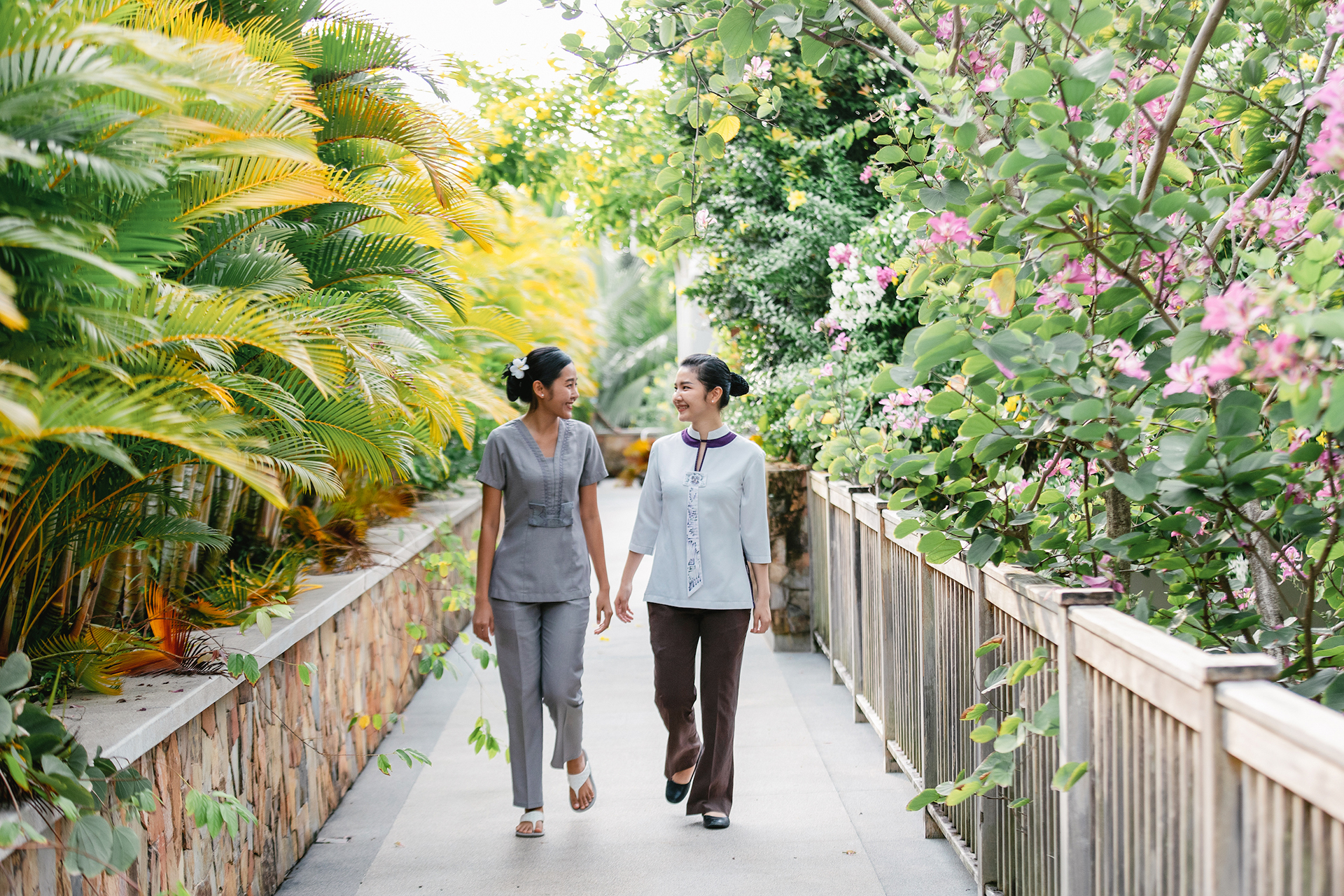 Salinda Family members – people who are united in the passion of bringing happiness to guests.