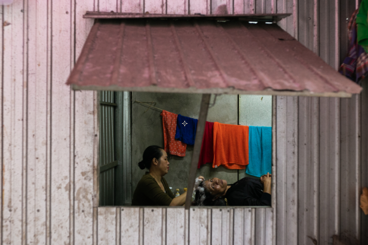 A photo by Nguyen Anh Tuan, one of the 15 photographers participating in the “Women Portraits” at IDECAF from March 8 to April 11, 2021. Photo provided by the French Institute in Vietnam