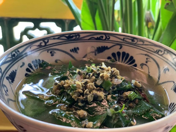 Tiny mollusks called ‘don’ make a rustic delicacy of Vietnam’s Quang Ngai - Ảnh 2.