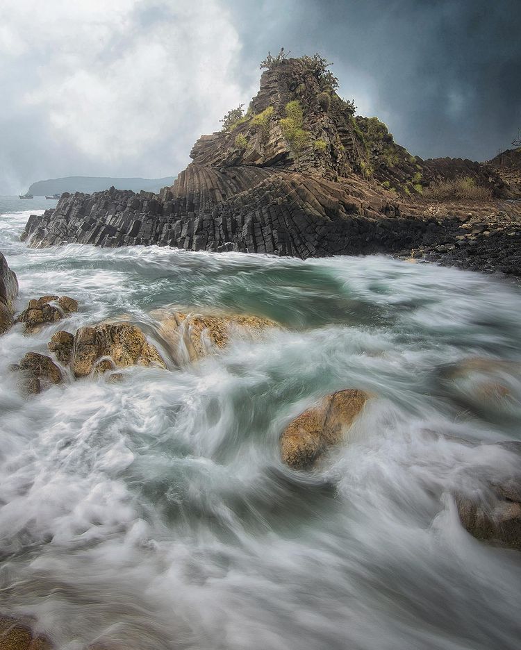 Indra's photo of Da Dia Rapids in central Phu Yen Province’s Tuy An District