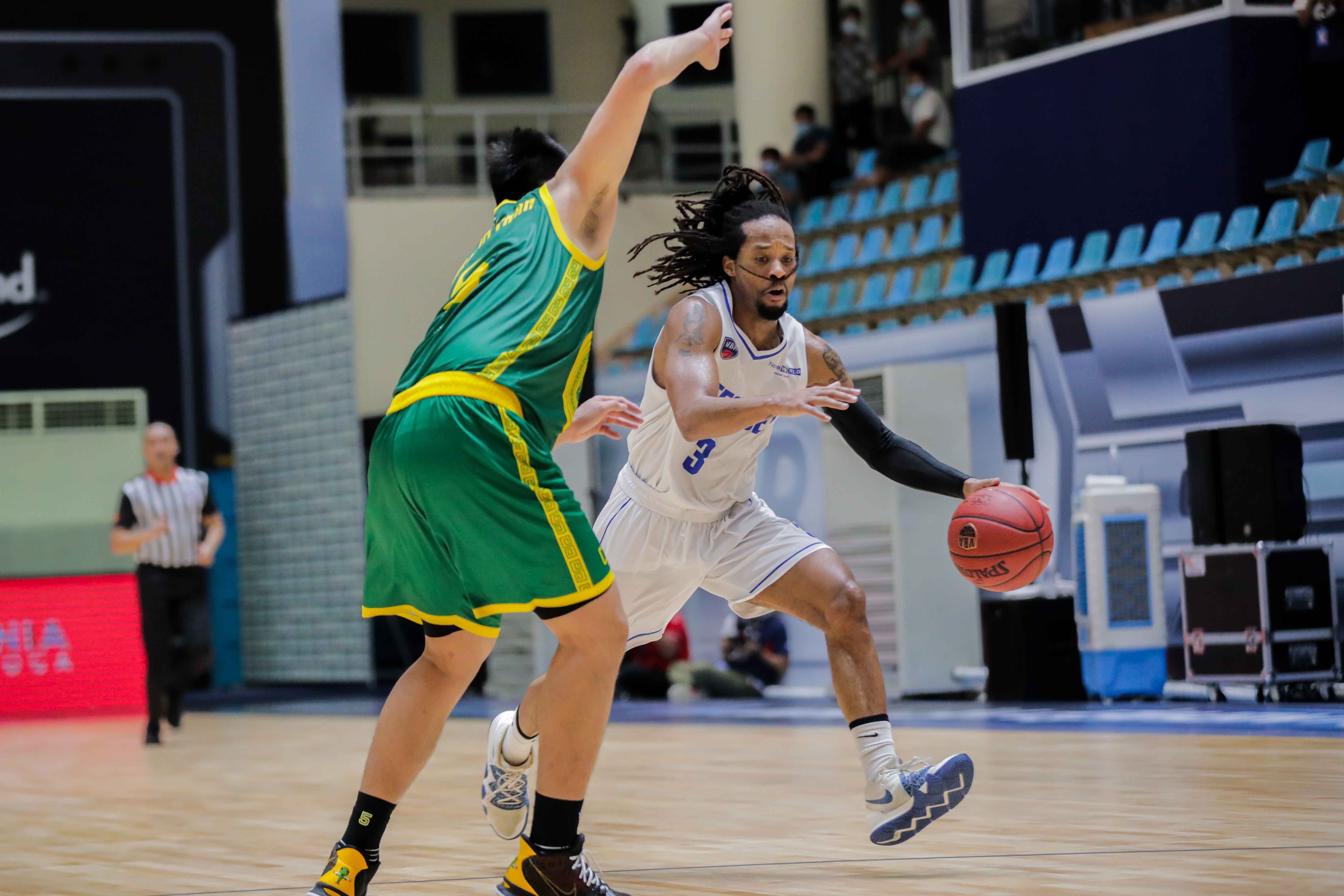 Anthony Moody of the Hanoi Buffaloes. Photo: VBA
