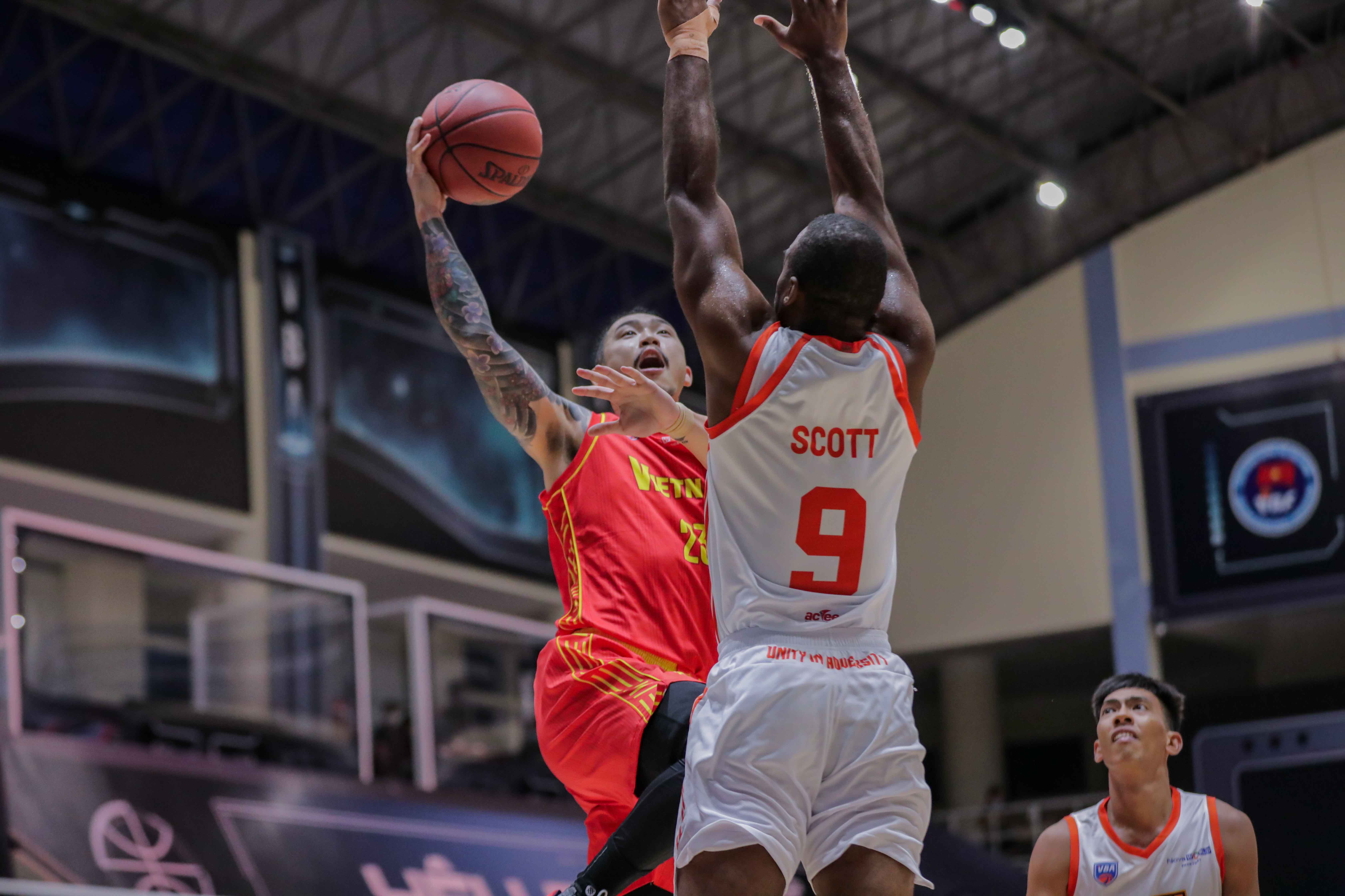Tam Dinh of the Vietnamese national basketball team. Photo: VBA