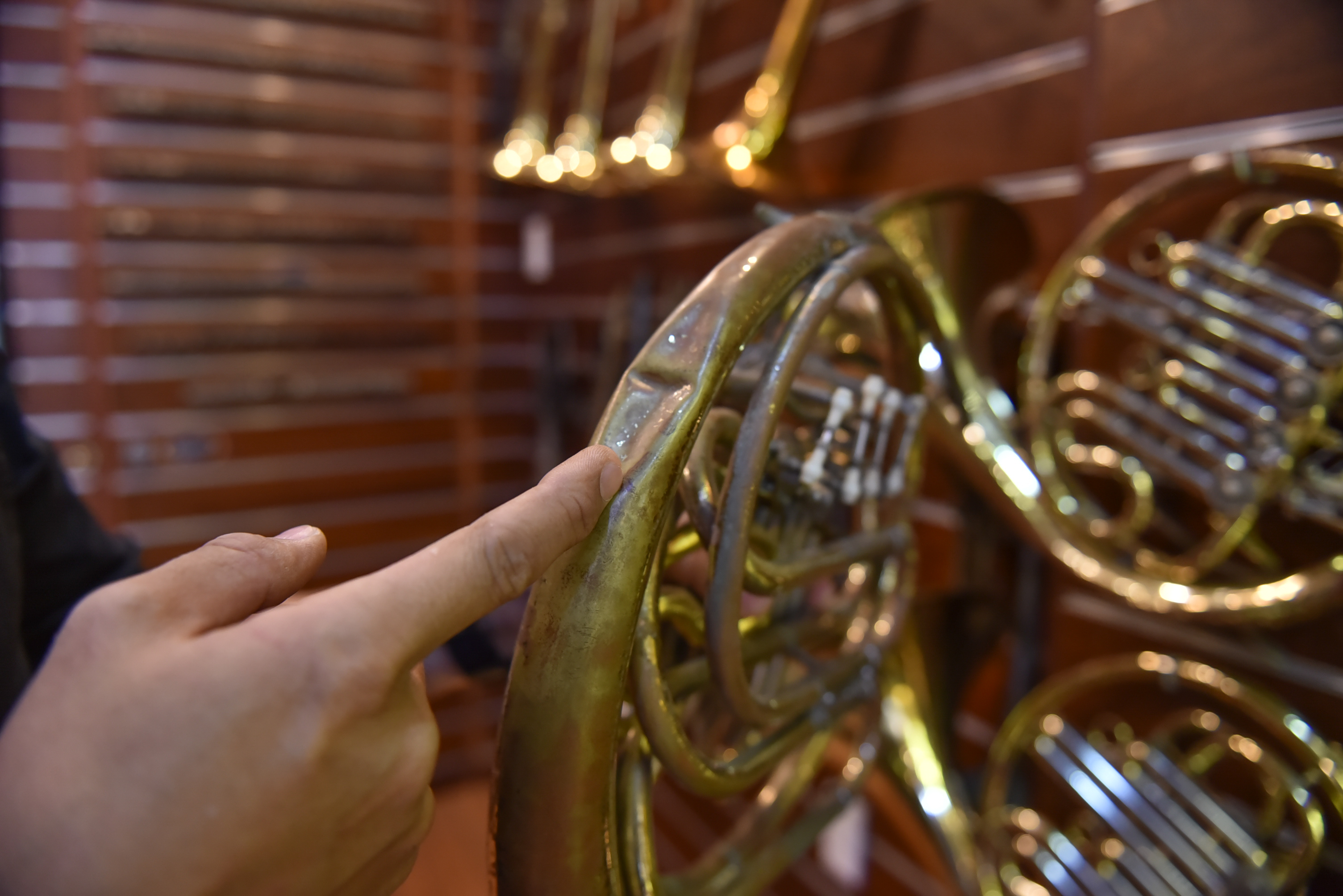 A dented instrument is seen at Nguyen Duy Khang’s repair shop in Tan Phu District in Ho Chi Minh City on December 6, 2021. Photo: Ngoc Phuong / Tuoi Tre News