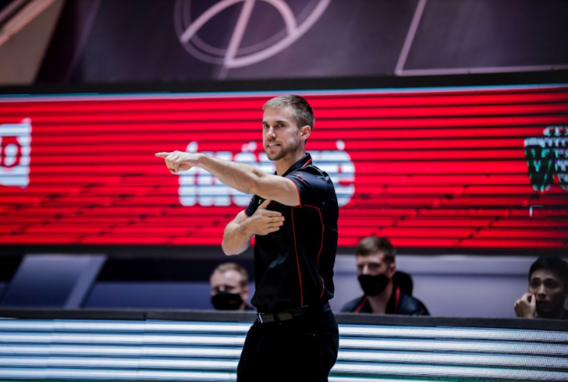 Coach Matt Van Pelt of Saigon Heat at the VBA Premier Bubble Games 2021. Photo: VBA