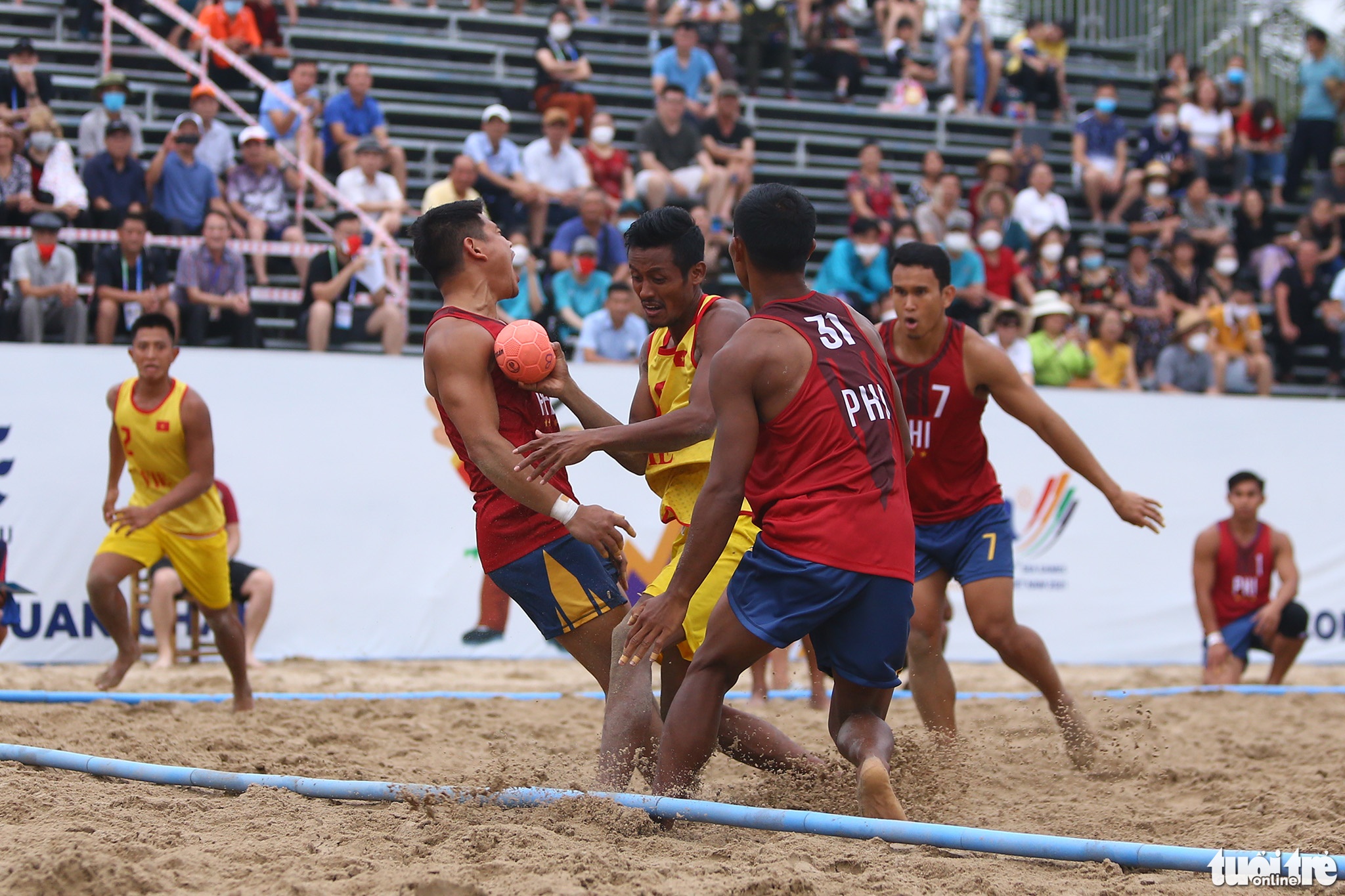 Vietnam claim third straight Asian women’s beach handball title - Ảnh 1.