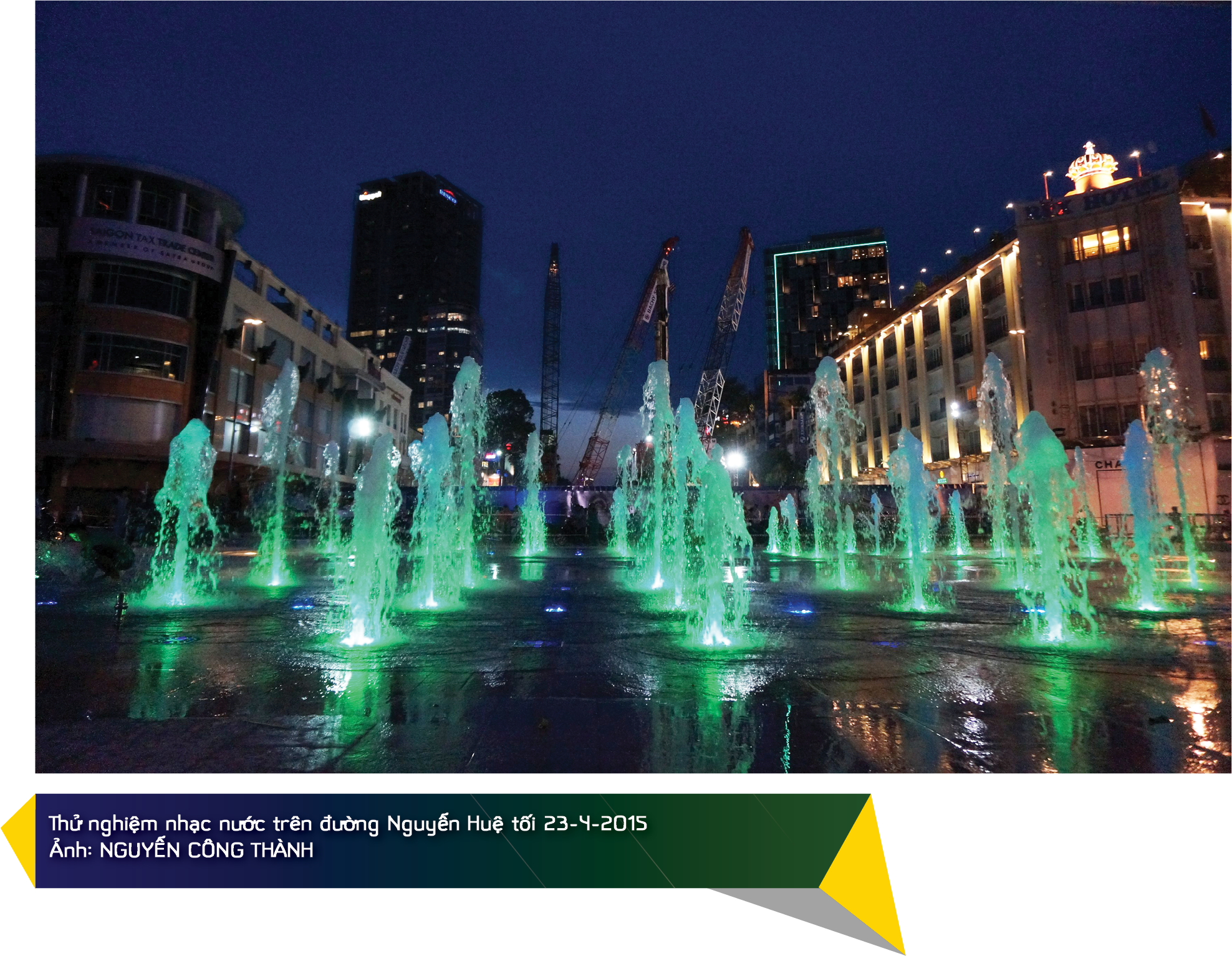 A water music show on April 23, 2015 on Nguyen Hue Street. Photo: Nguyen Cong Thanh / Tuoi Tre