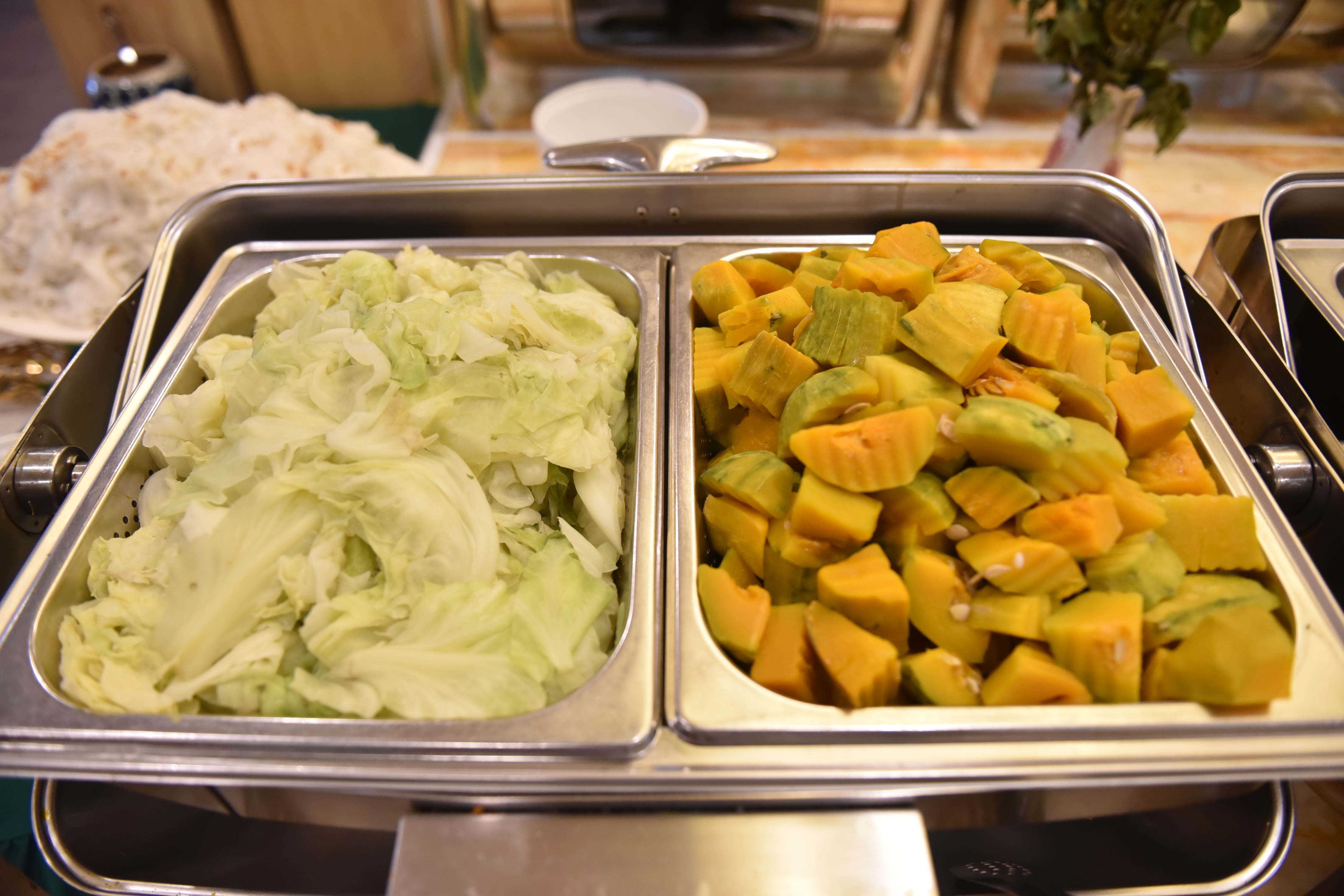 Vegan food is seen at at Man Tu Vegan at 201 Nguyen Thi Minh Khai, District 1, Ho Chi Minh City. Photo: Ngoc Phuong / Tuoi Tre News
