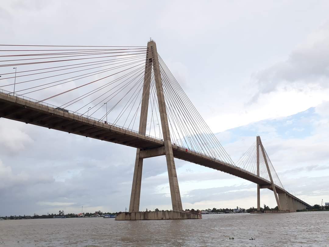 The Rach Mieu Bridge connects Tien Giang and Ben Tre provinces in Vietnam's Mekong Delta. Photo: Ray Kuschert / Tuoi Tre News