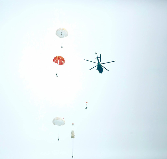 Parachuting is an exciting sport for everyone.