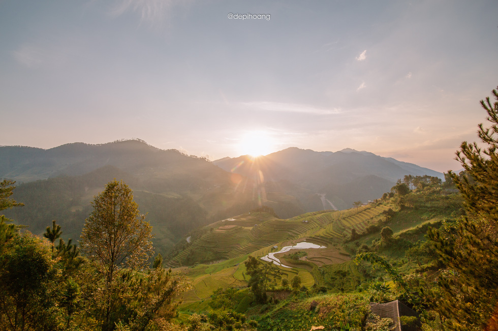 Mu Cang Chai enters the ripe rice season in autumn. Photo: Hoang Diep / Tuoi Tre