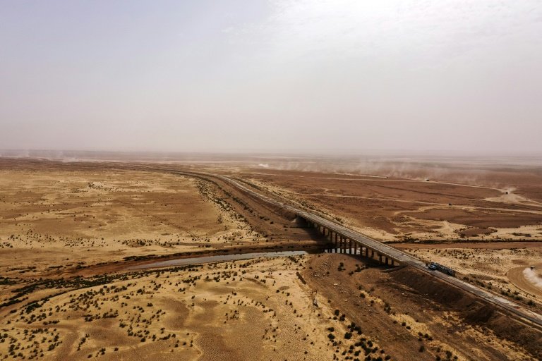 Not a drop: the dried-up Hamrin artificial lake northeast of Baghdad, Iraq. Photo: AFP