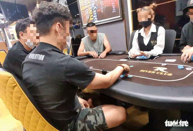 Foreigners participate in a tournament at River Poker Club in Ho Chi Minh City. Photo: Minh Hoa / Tuoi Tre