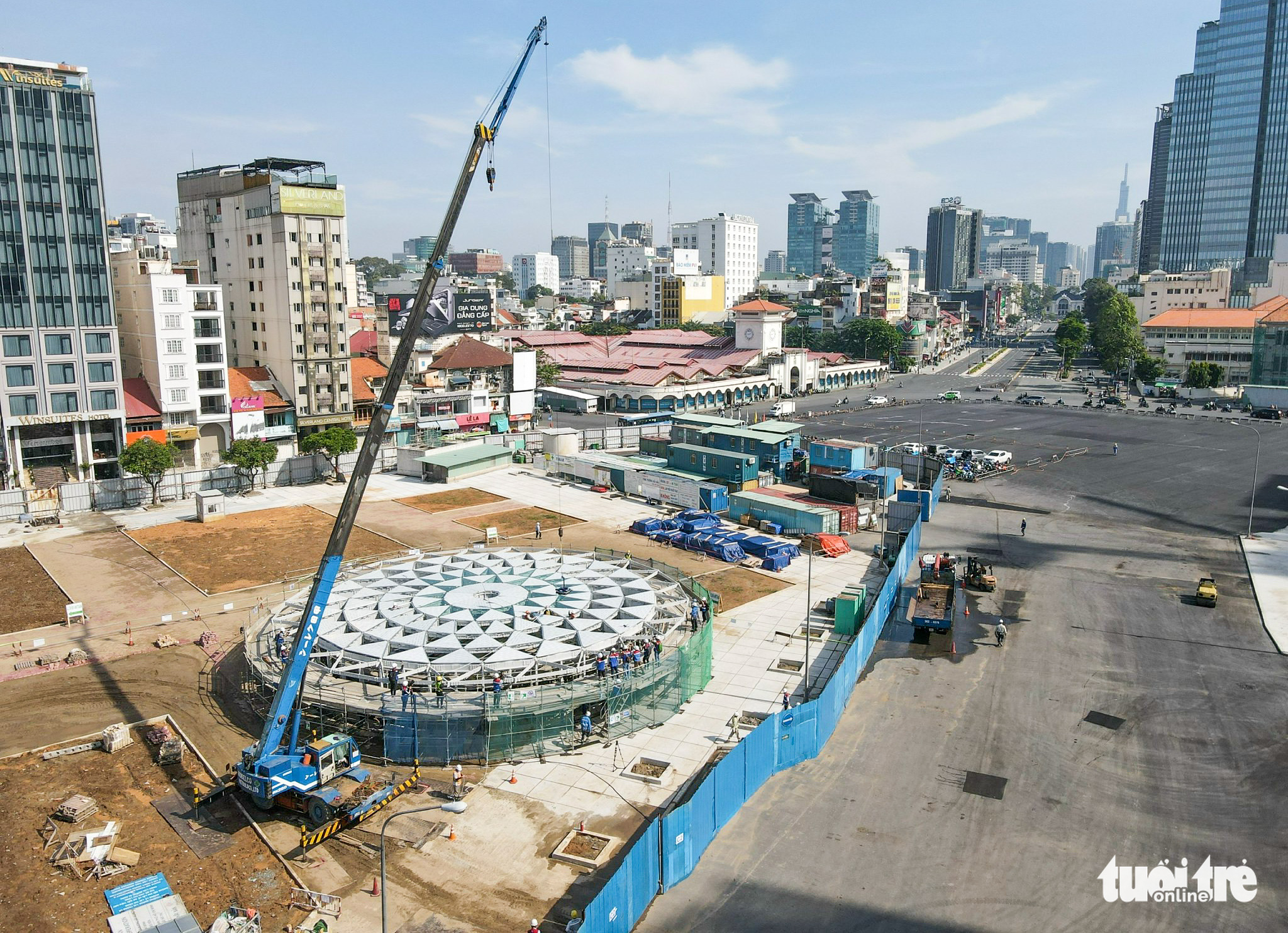 The skylight at Ben Thanh Terminal of metro line No.1 in Ho Chi Minh City, November 15, 2022. Photo: Tuoi Tre