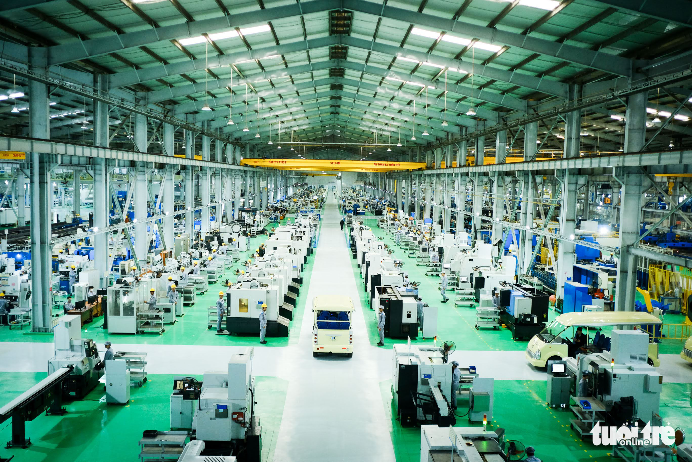 A THACO factory. Photo: Tan Luc / Tuoi Tre