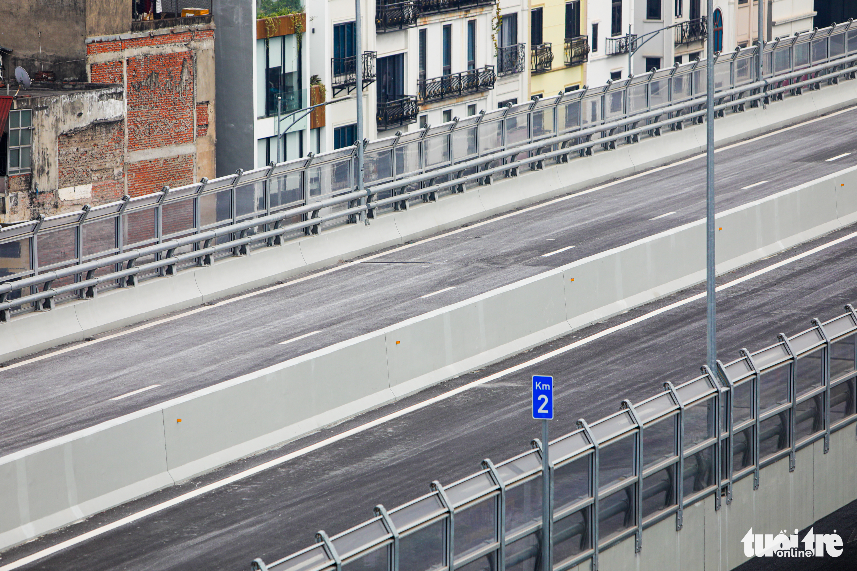 A view of the Nga Tu So - Vinh Tuy Bridge section of the Ring Road 2 project in Hanoi. Photo: Danh Khang / Tuoi Tre