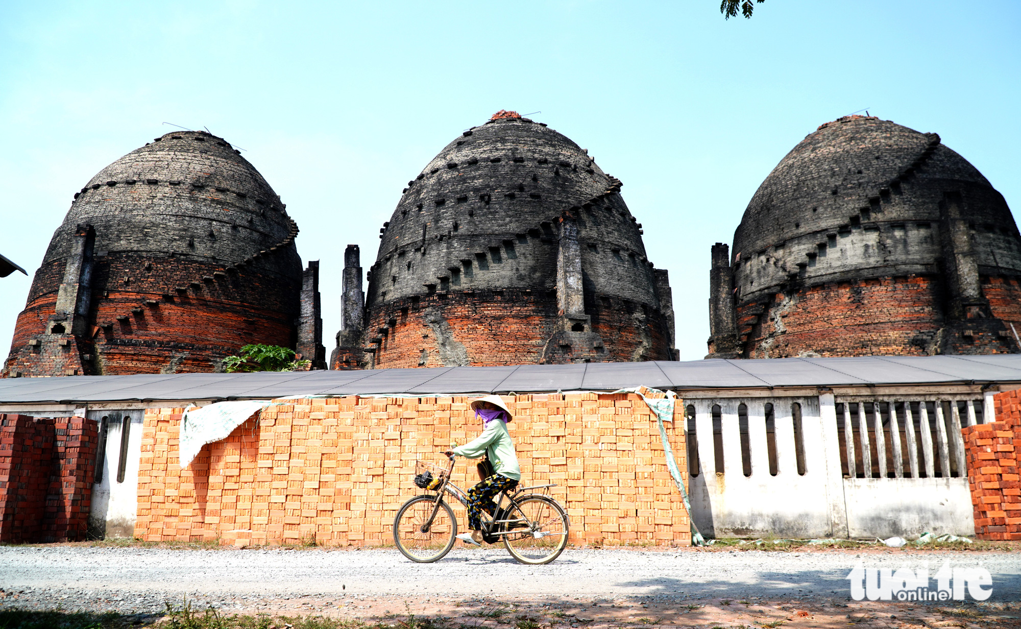 The village now has only 30 burning furnaces as many artisans have landed another job