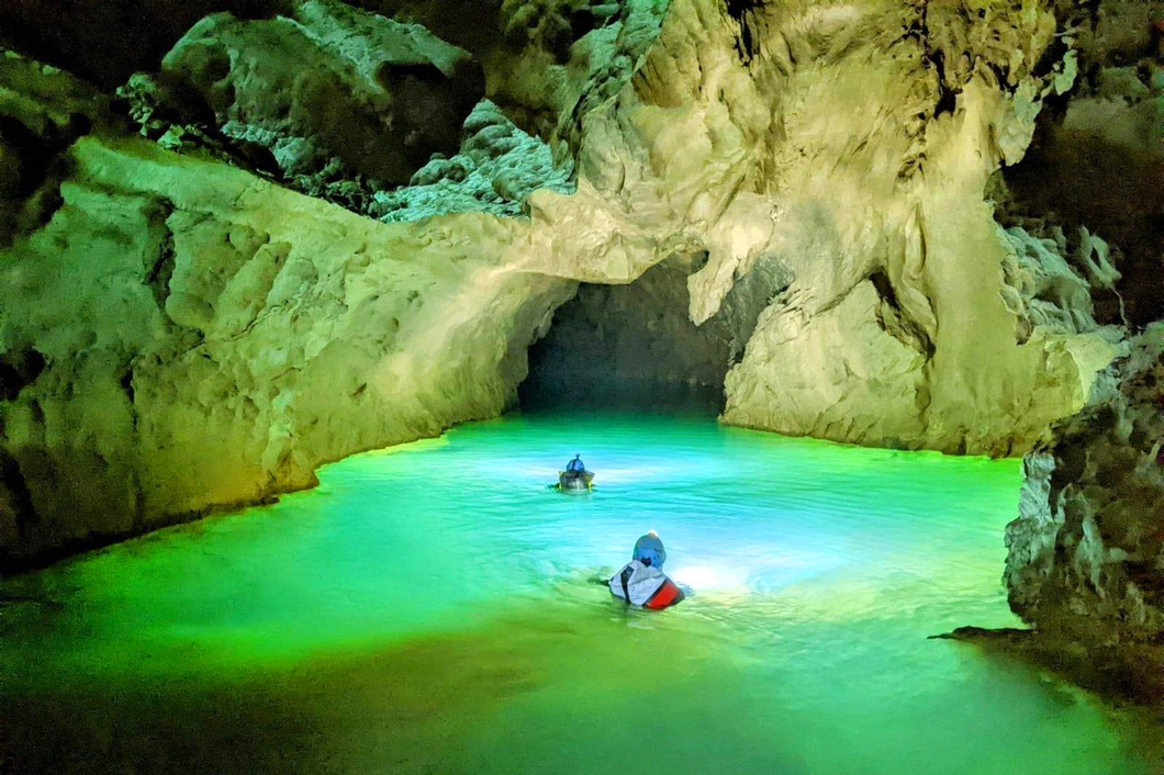 A British Caving Association expedition team discovered five uncharted caves while exploring a limestone mountain region in Lam Hoa Commune, Tuyen Hoa District, Quang Binh Province, central Vietnam. Photo: British Caving Association